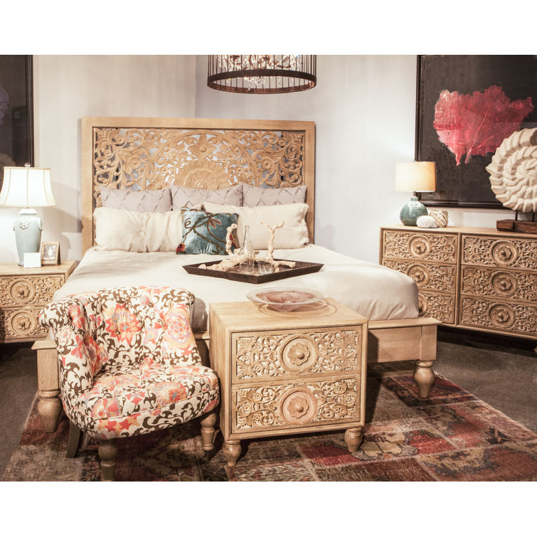 Elegant Floral Carved King Platform Bed in Light Brown