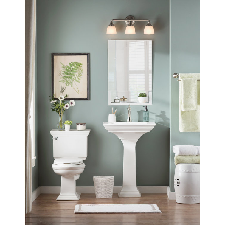 Devonshire Polished Chrome Single-Handle Bathroom Faucet