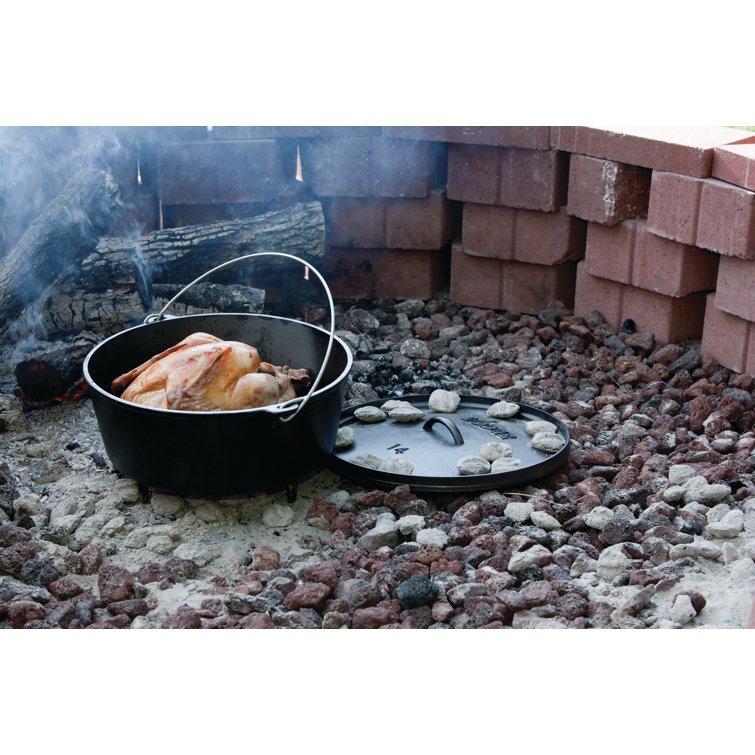 Black Cast Iron 8-Quart Camp Dutch Oven with Bail Handle