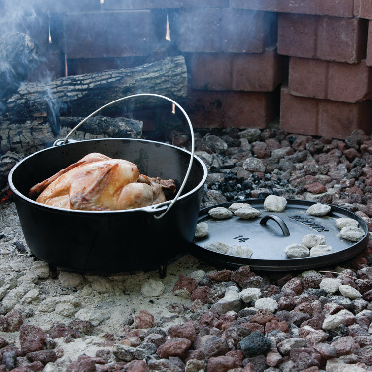 Black Cast Iron 8-Quart Camp Dutch Oven with Bail Handle