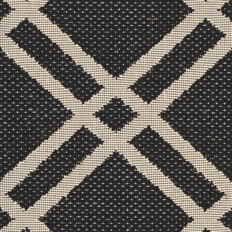 Safavieh Courtyard 5'3" x 7'7" Black and Beige Synthetic Area Rug