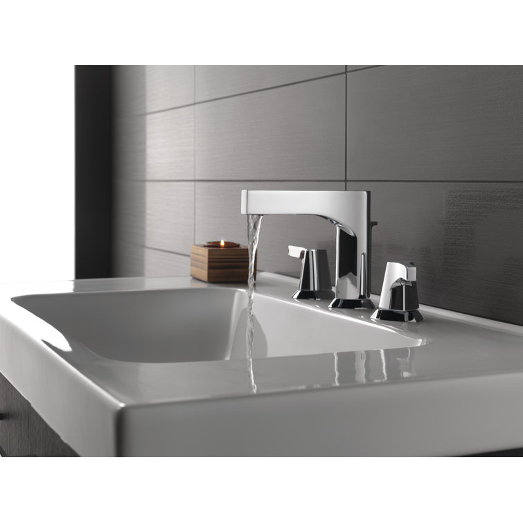 Chrome Modern Widespread Bathroom Faucet with Drain Assembly