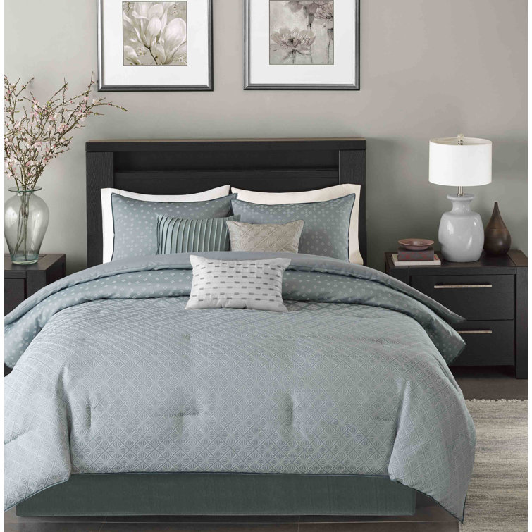 Purple Queen 7-Piece Embroidered Reversible Bedspread Set