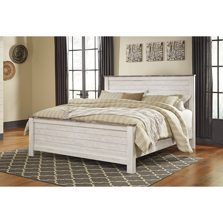 Willowton Whitewashed Wood California King Panel Bed