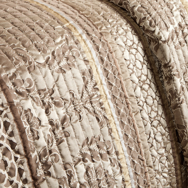Full Brown Reversible Jacquard Coverlet Set with Shams and Pillows