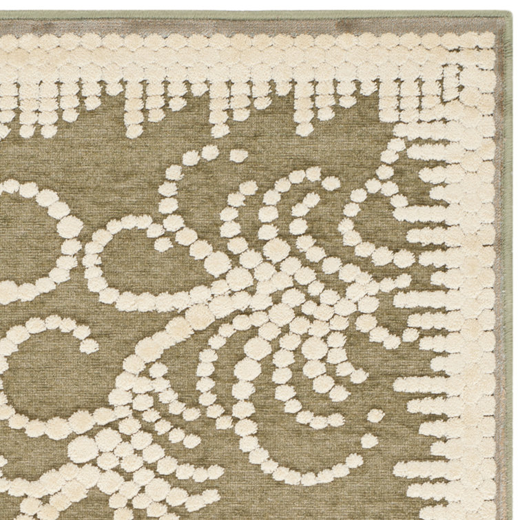 Green and Ivory Floral Wool Viscose Area Rug 5'3" x 7'6"