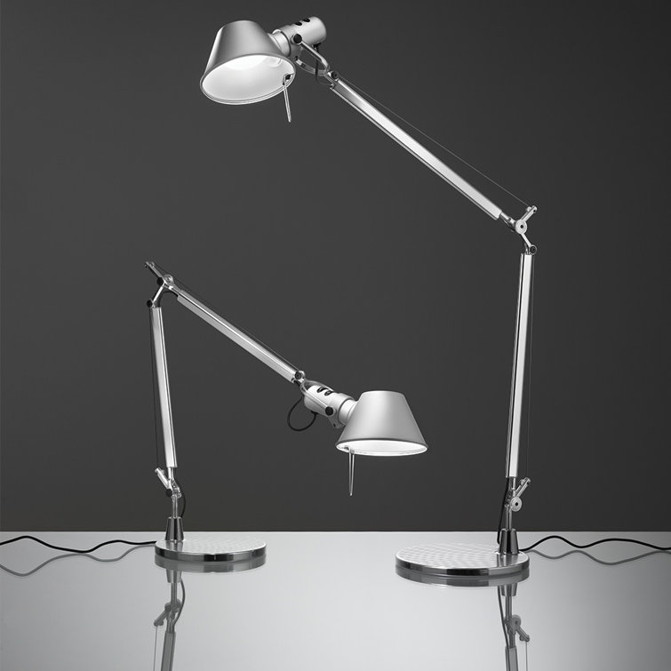 White Adjustable Mini Clip-on Table Lamp