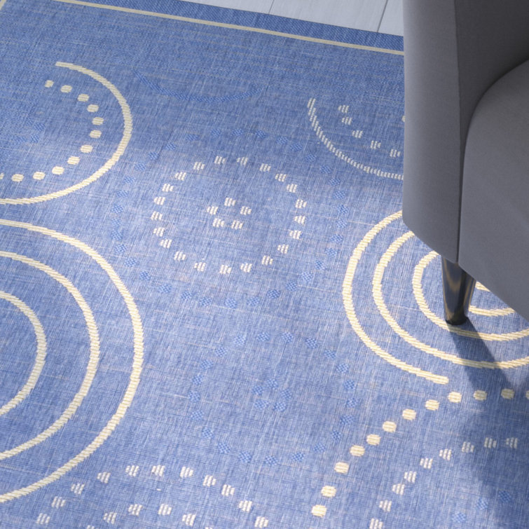 Rectangular 5' x 7' Blue and Natural Cotton Synthetic Rug