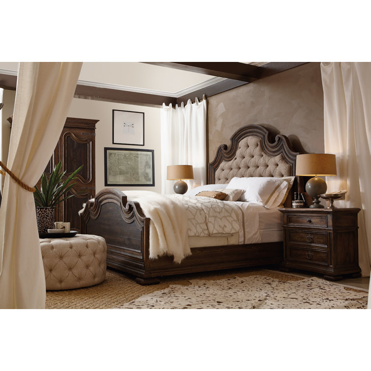 Traditional Dark Brown 3-Drawer Wooden Nightstand