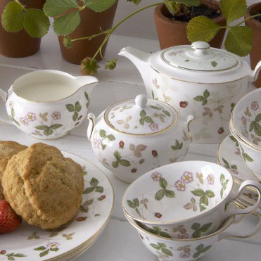 Wild Strawberry Floral Round Sugar Bowl with Gold Trim