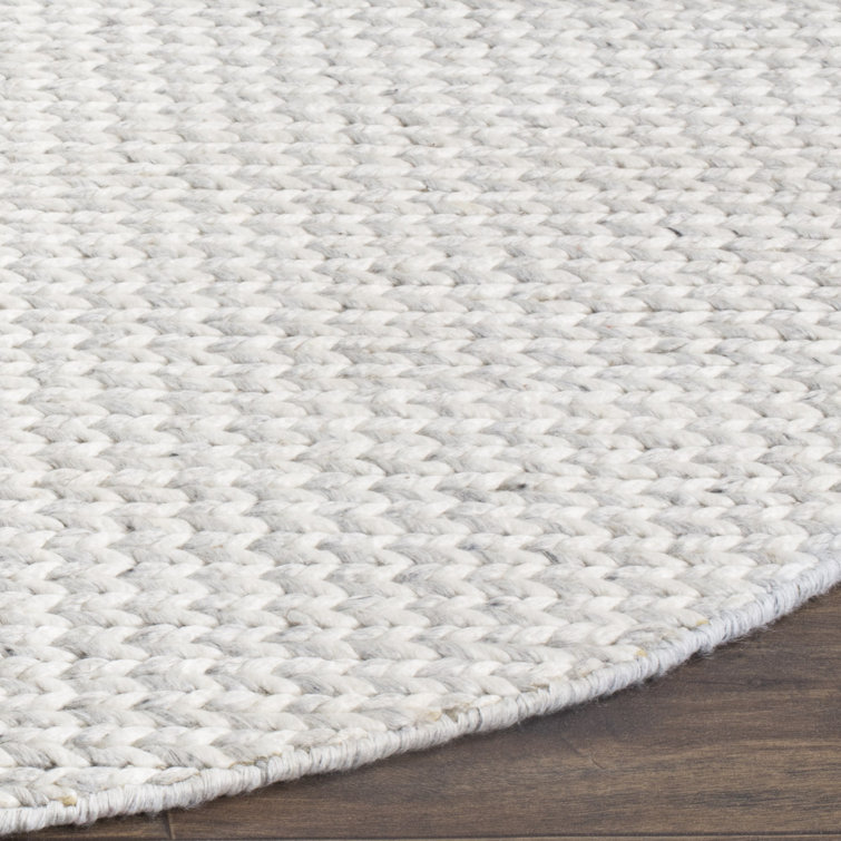 Hand-Tufted Ivory and Silver Round Wool Rug