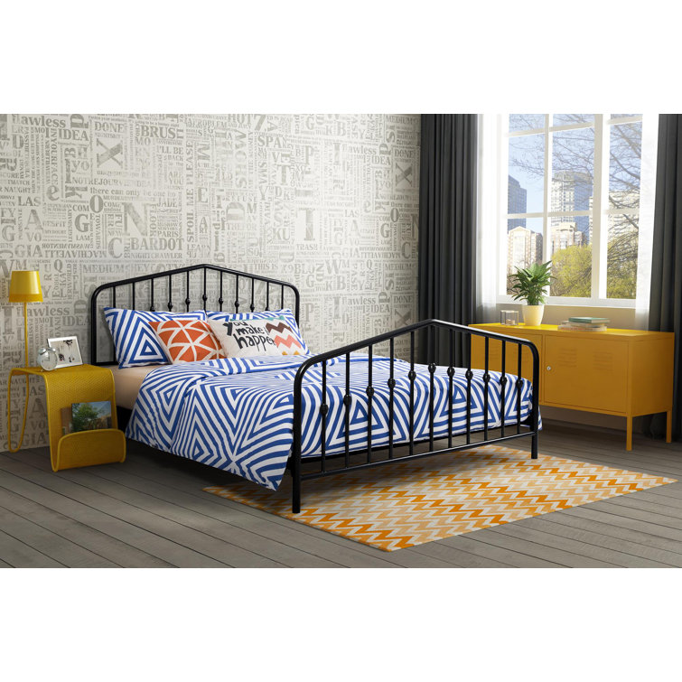 Novogratz Bushwick Queen Black Metal Bed with Round Finials