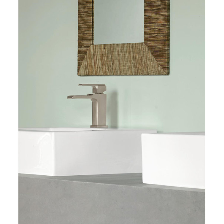 Stainless Steel Single Hole Modern Bathroom Faucet with Brass Handle