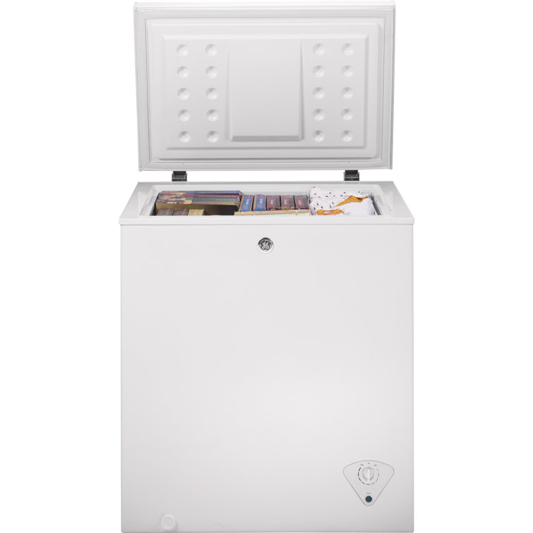 Compact White Stainless Steel Manual Defrost Chest Freezer