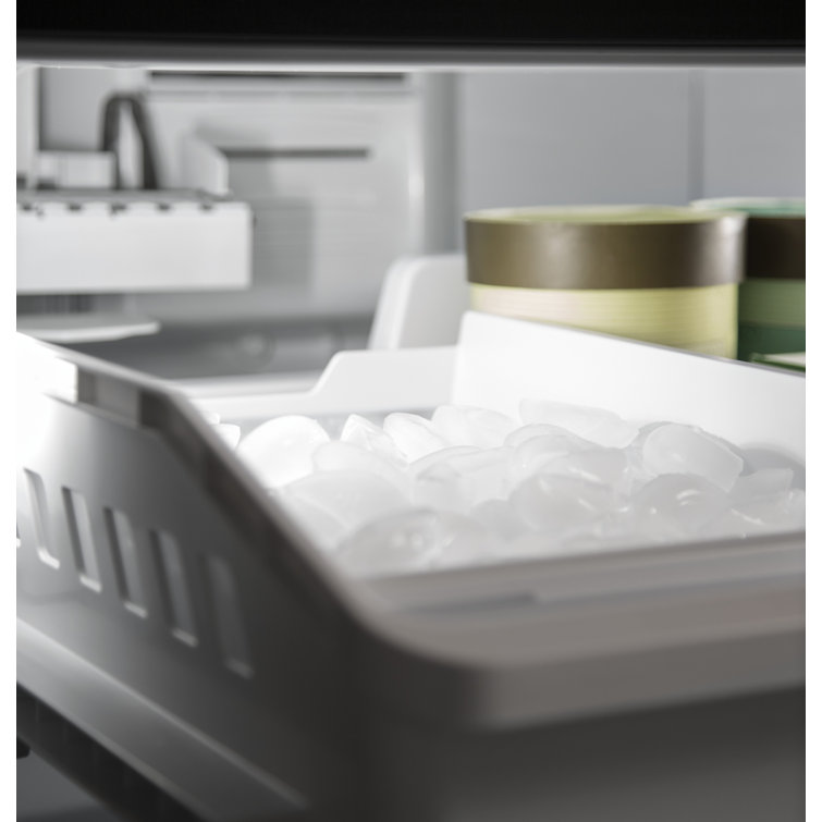 Stainless Steel 33" Smart French Door Refrigerator with Ice Maker