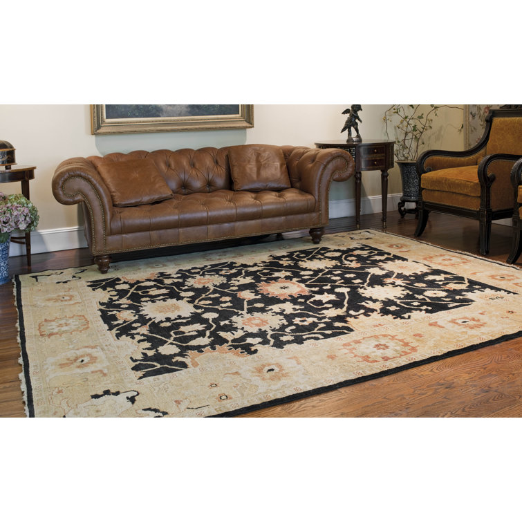 Banbury Hand-Knotted Wool 6' x 9' Rug in Black and Light Gold
