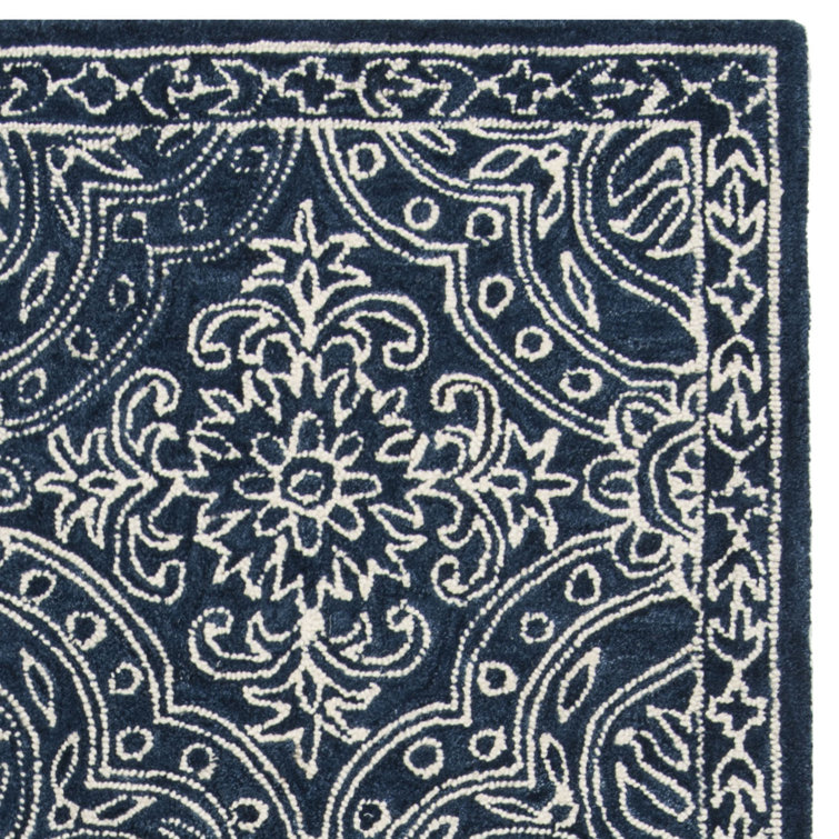 Handmade Navy and Ivory Wool Tufted Rectangular Rug 2' x 3'