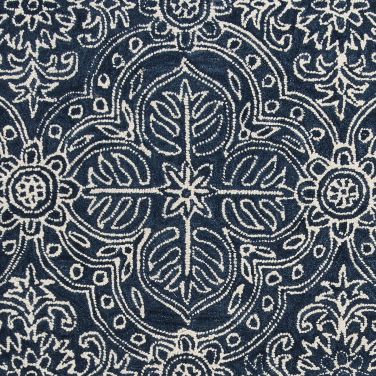 Handmade Navy and Ivory Wool Tufted Rectangular Rug 2' x 3'