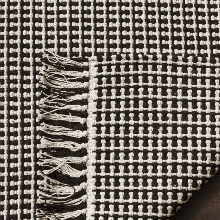Black and Ivory Geometric Cotton Flatweave Rug 4' x 6'