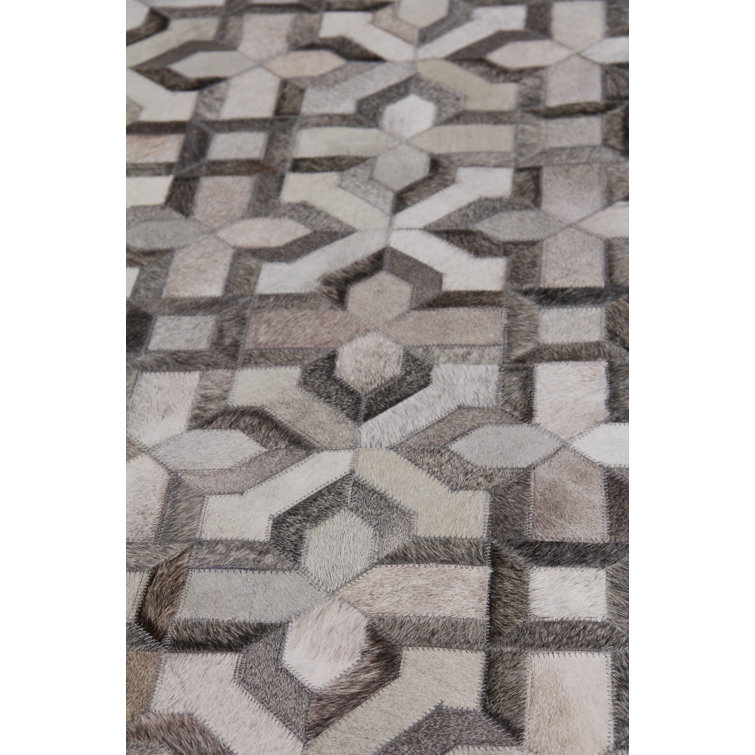 Handmade Ivory Geometric Cowhide Rug 5' x 8'