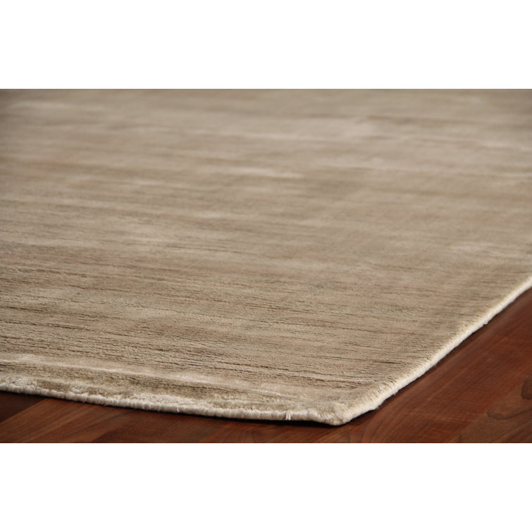 Elegant Dove Gray 6' x 9' Hand-Loomed Viscose Rectangular Rug