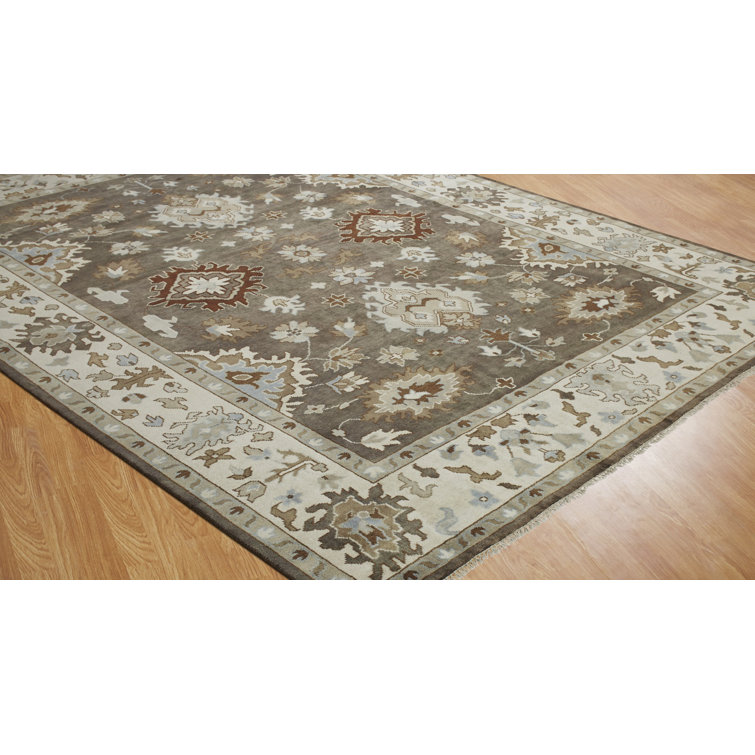 Hand-Knotted Ivory and Brown Wool 9' x 12' Area Rug