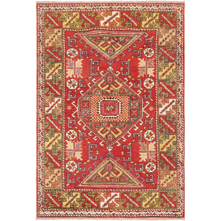 Elegant Oriental Red Wool 4'x6' Hand-Knotted Area Rug