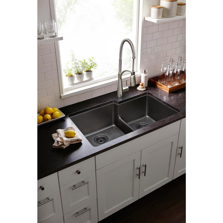 Lustrous Steel Pull-Down Single Handle Kitchen Faucet
