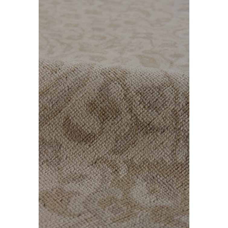 Ivory Hand-Knotted Wool 8' x 10' Rectangular Rug