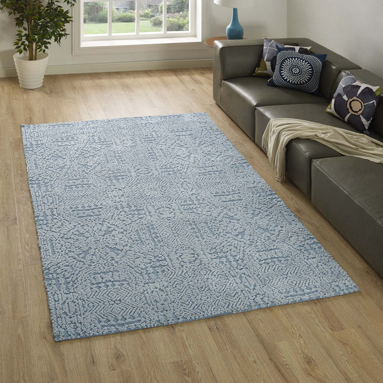 Ivory and Cameo Rose Moroccan 5x8 Synthetic Area Rug