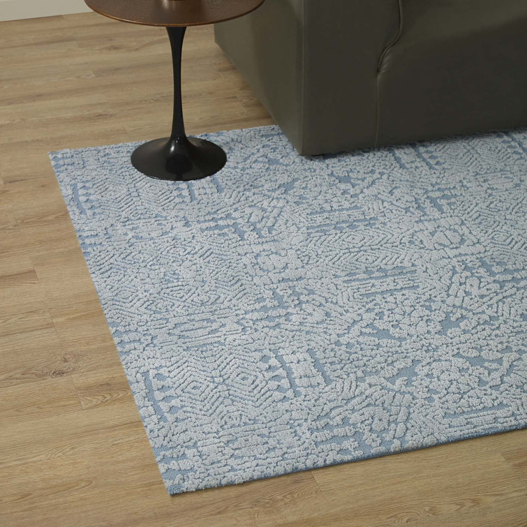 Ivory and Cameo Rose Moroccan 5x8 Synthetic Area Rug
