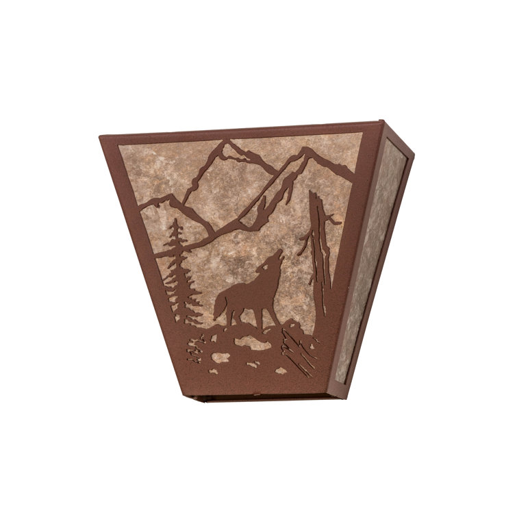 Rustic Silver Mica 13'' Wolf Motif Ambient Sconce
