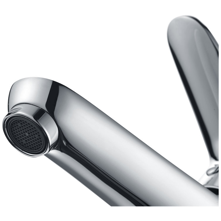Polished Chrome Single-Handle Bathroom Faucet with Drain Assembly