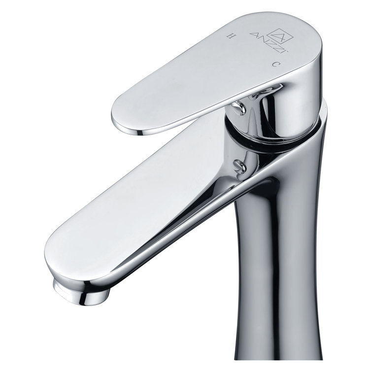 Polished Chrome Single-Handle Bathroom Faucet with Drain Assembly