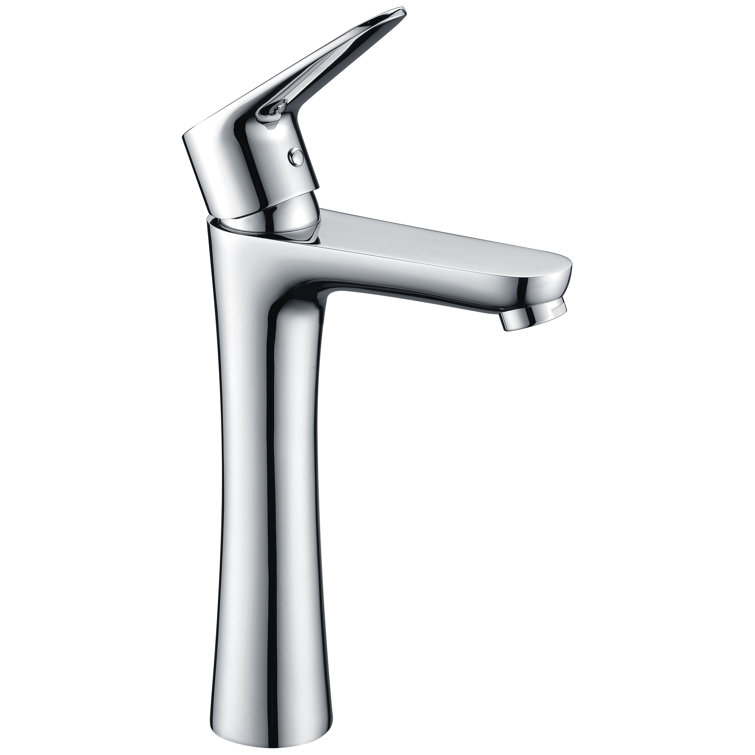 Polished Chrome Single-Handle Bathroom Faucet with Drain Assembly