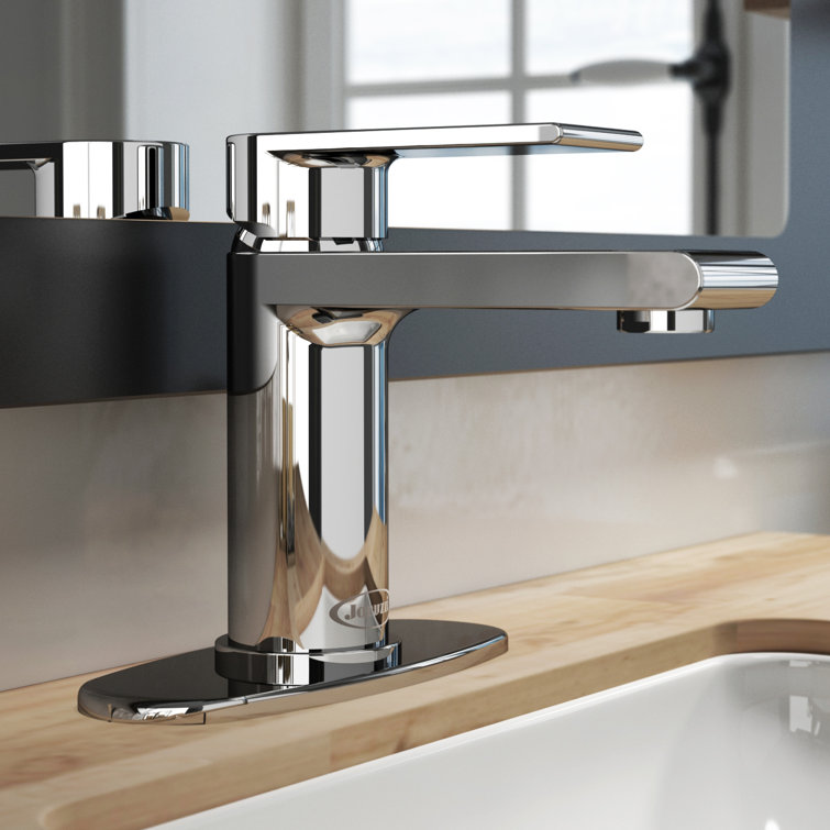 Broxburn Polished Chrome Single-Handle Mid-Arc Bathroom Faucet