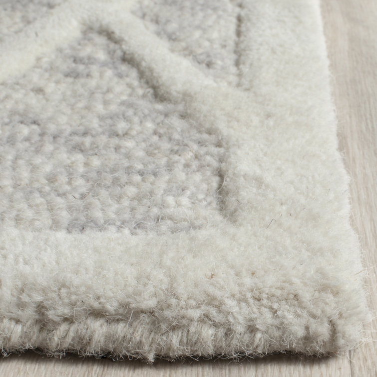 Hand-Tufted Off-White Wool 6' Square Area Rug