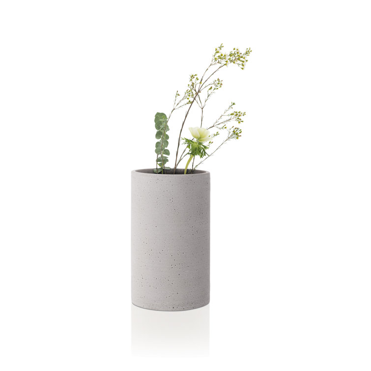 Elegant Bouquet Metal Table Vase in Dark Gray, Round Shape