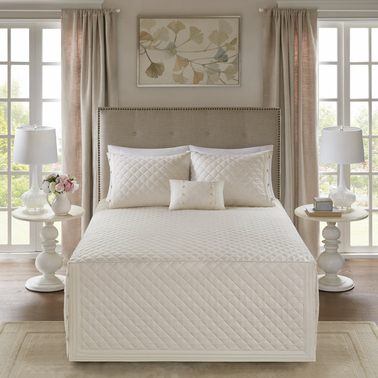 Breanna Ivory Cotton Reversible Full/Queen Quilt Set