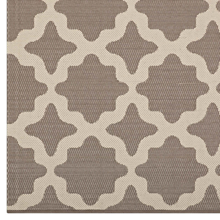 Cerelia Light and Dark Beige Trellis 8x10 Synthetic Area Rug