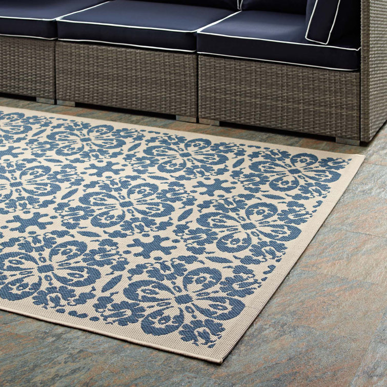 Ariana Light Green and Beige Floral 8' x 10' Synthetic Rug