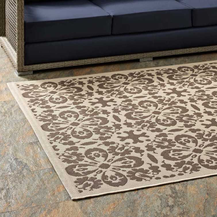 Ariana Light Green and Beige Floral 8' x 10' Synthetic Rug