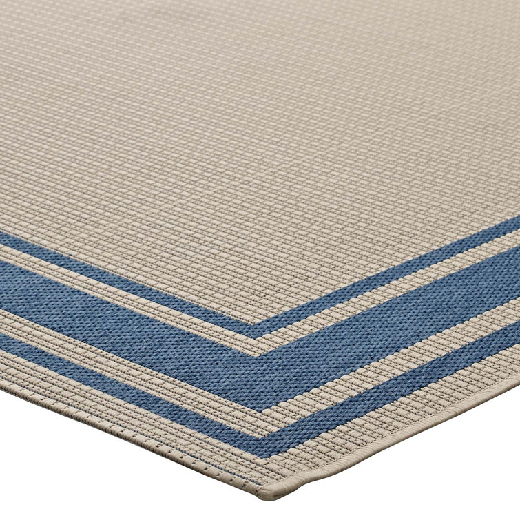 Elegant Gray and Beige Synthetic 8' x 10' Indoor/Outdoor Area Rug