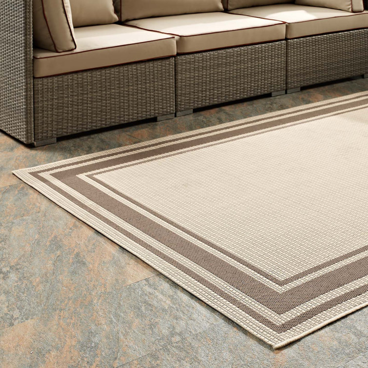 Elegant Gray and Beige Synthetic 8' x 10' Indoor/Outdoor Area Rug