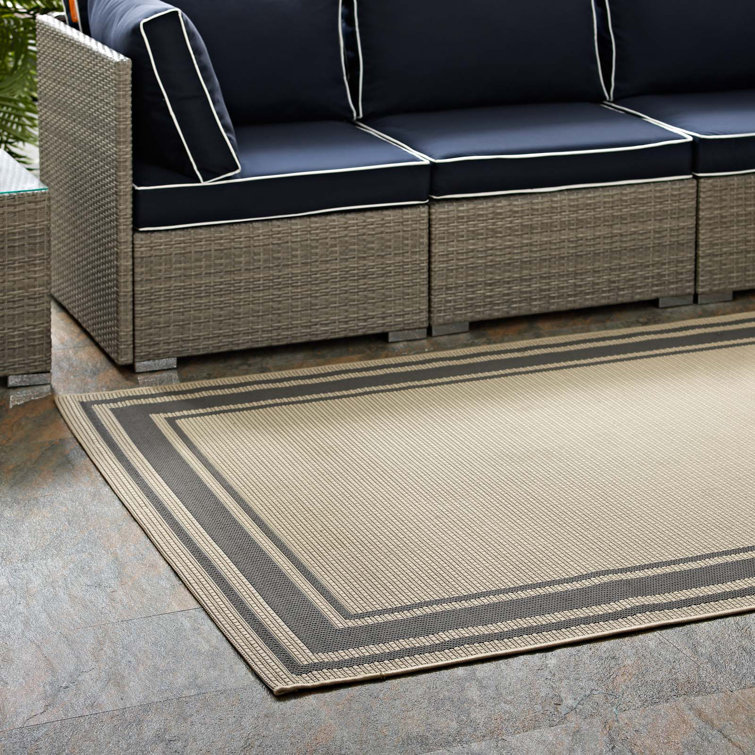 Elegant Gray and Beige Synthetic 8' x 10' Indoor/Outdoor Area Rug