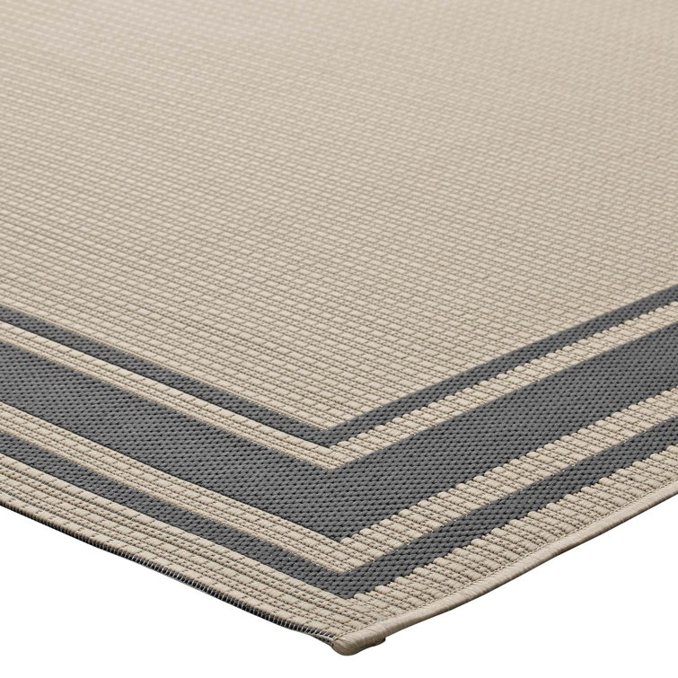 Elegant Gray and Beige Synthetic 8' x 10' Indoor/Outdoor Area Rug