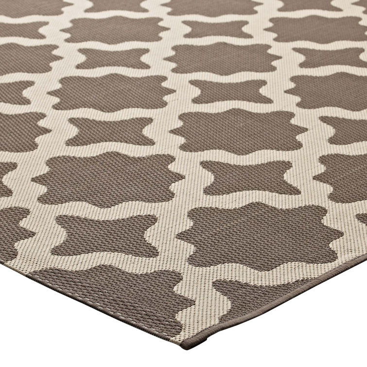 Cerelia Light and Dark Beige Trellis 8x10 Synthetic Area Rug