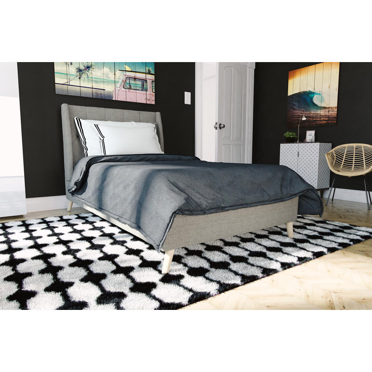 Gray Linen Tufted Upholstered Queen Bed with Wood Frame