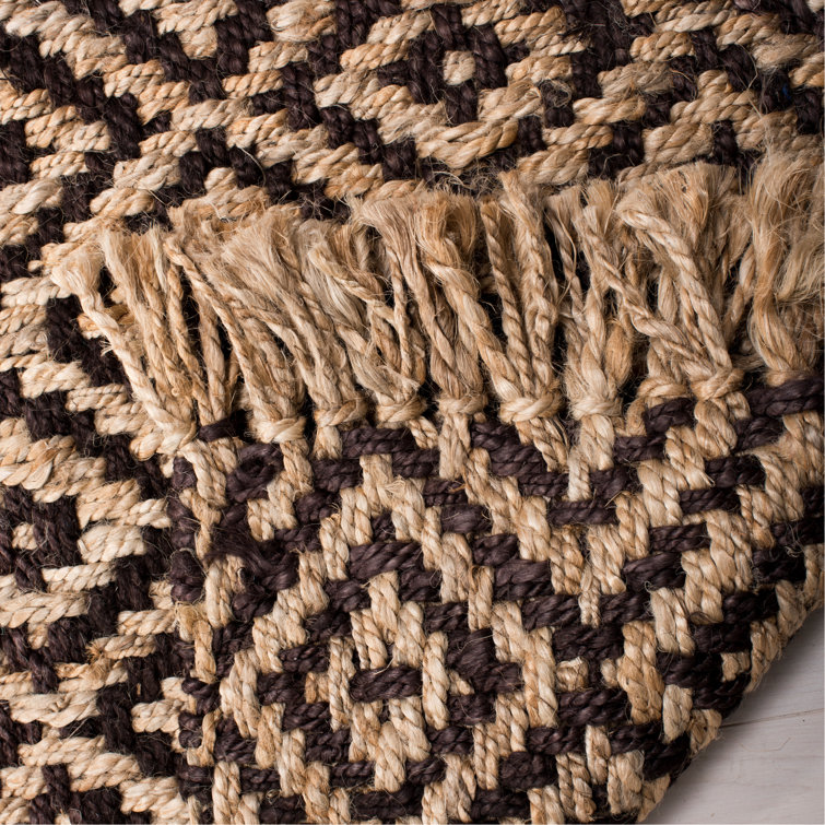Handmade Brown and Natural Jute Diamond Area Rug