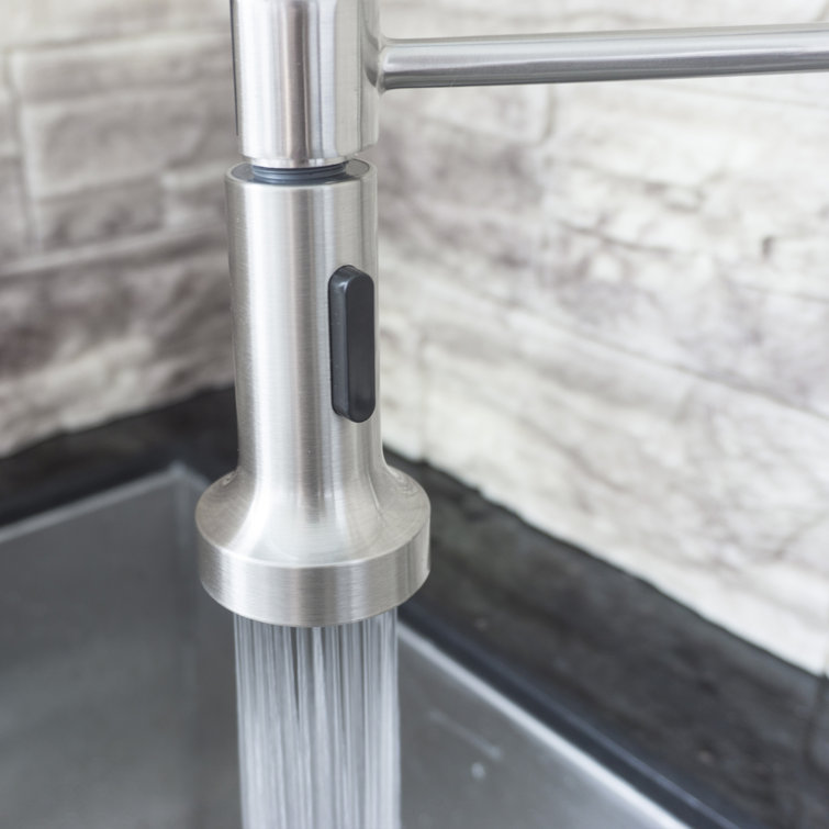 Brushed Nickel Single Handle Pull-Out Kitchen Faucet